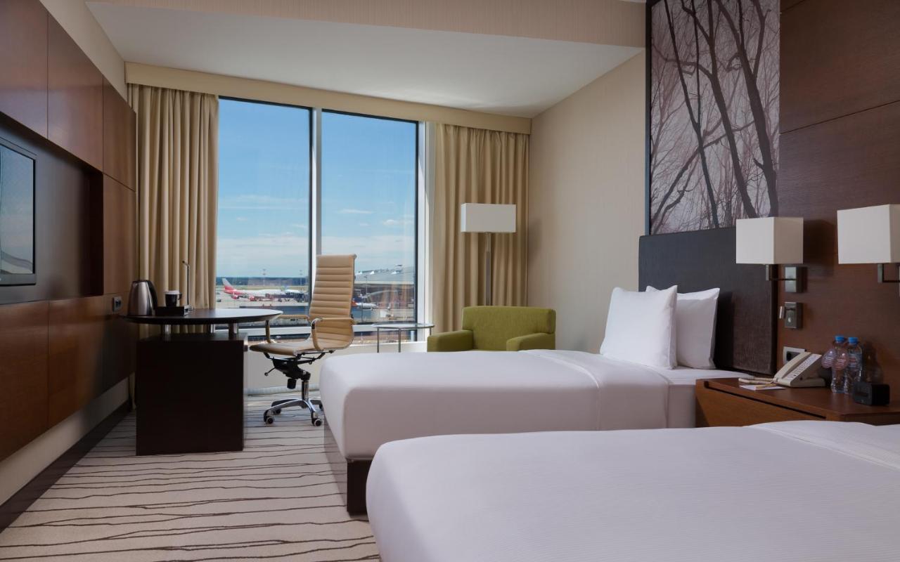 Doubletree By Hilton Moscow - Vnukovo Airport Hotel Luaran gambar