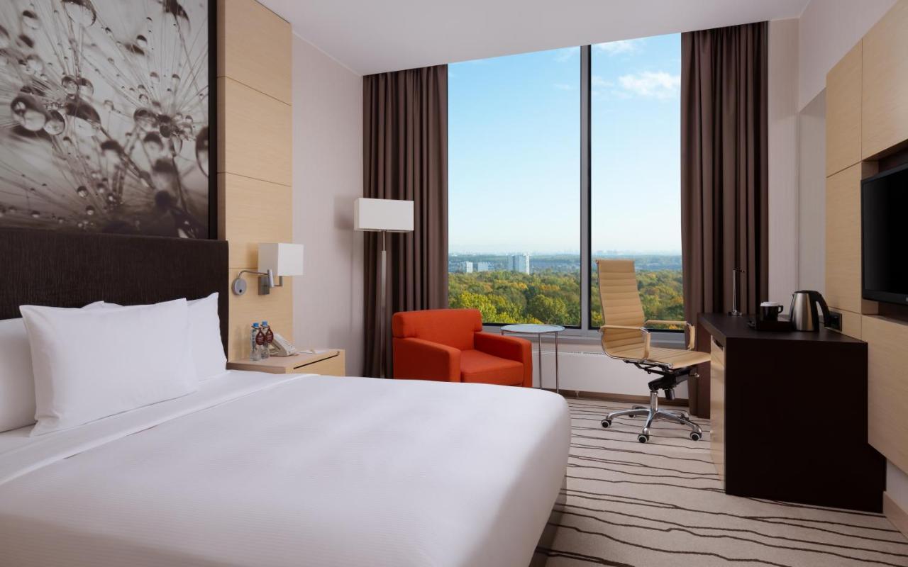 Doubletree By Hilton Moscow - Vnukovo Airport Hotel Luaran gambar