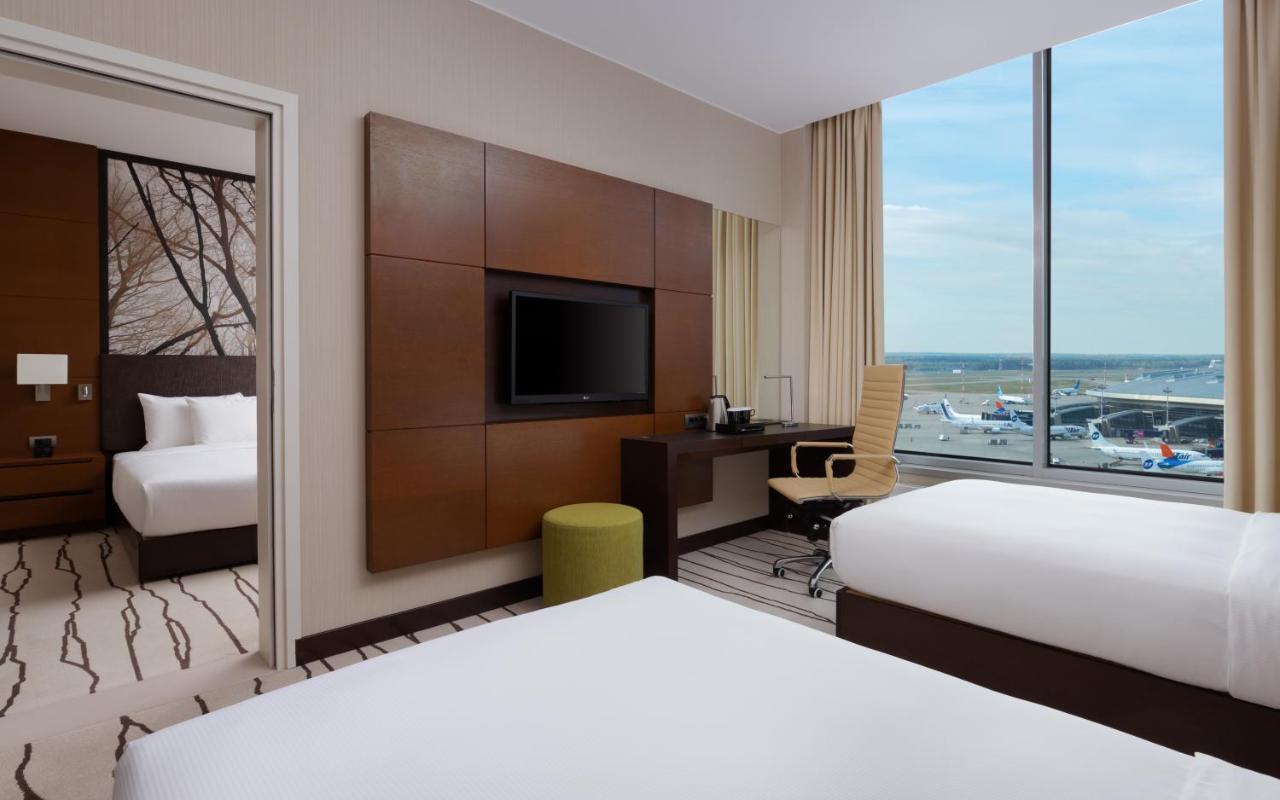 Doubletree By Hilton Moscow - Vnukovo Airport Hotel Luaran gambar